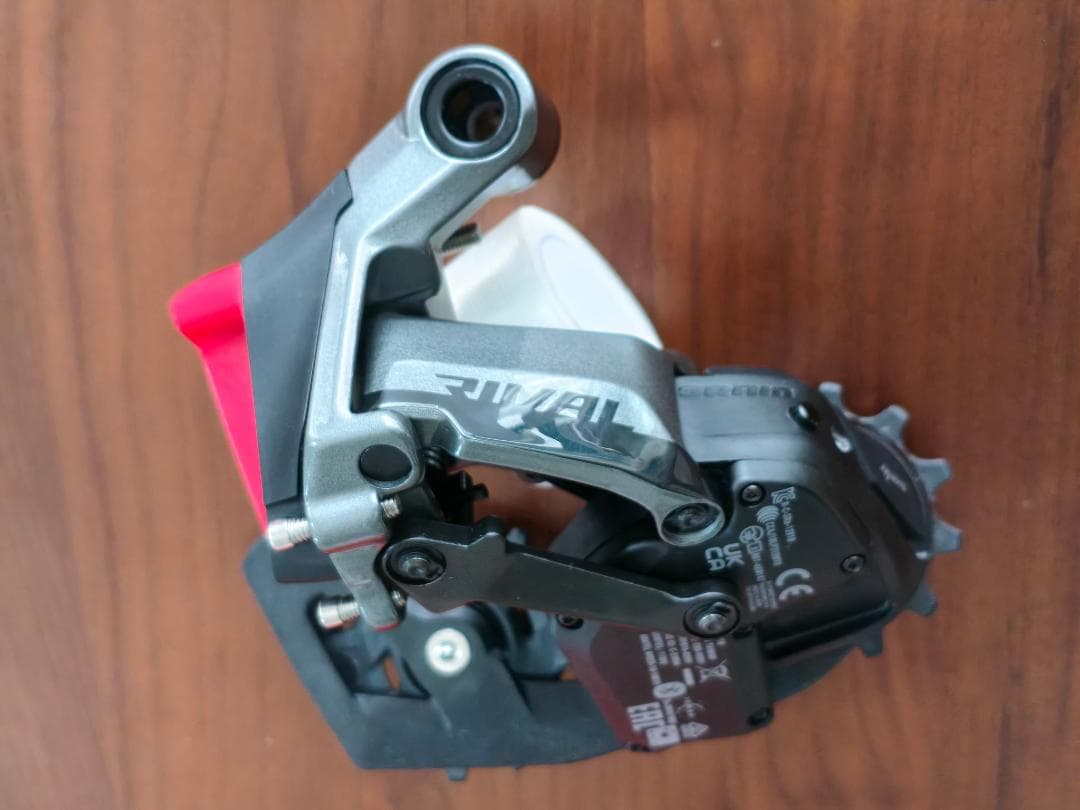 SRAM RIVAL eTap AXS D1 リアディレイラー