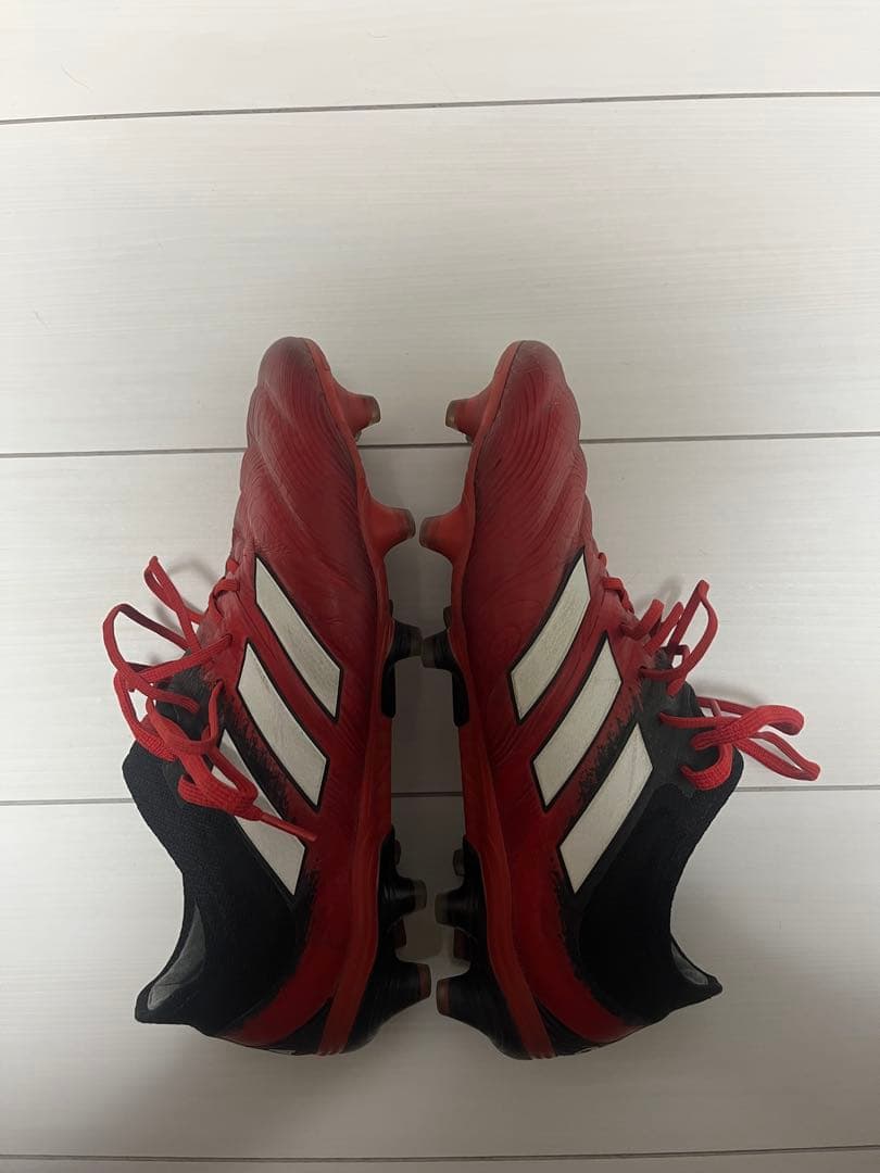 adidascopa20.1FG カラー　コアブラック×シグナルオレンジ
