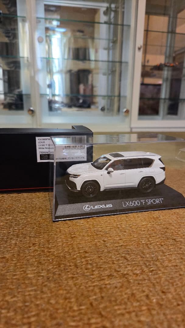 1/43 京商 レクサス LX 600 F Sport