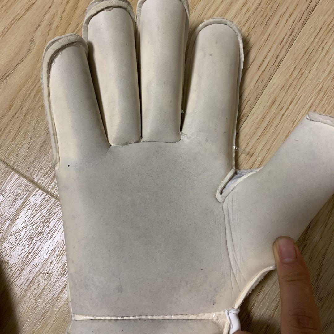 キーパーグローブ
