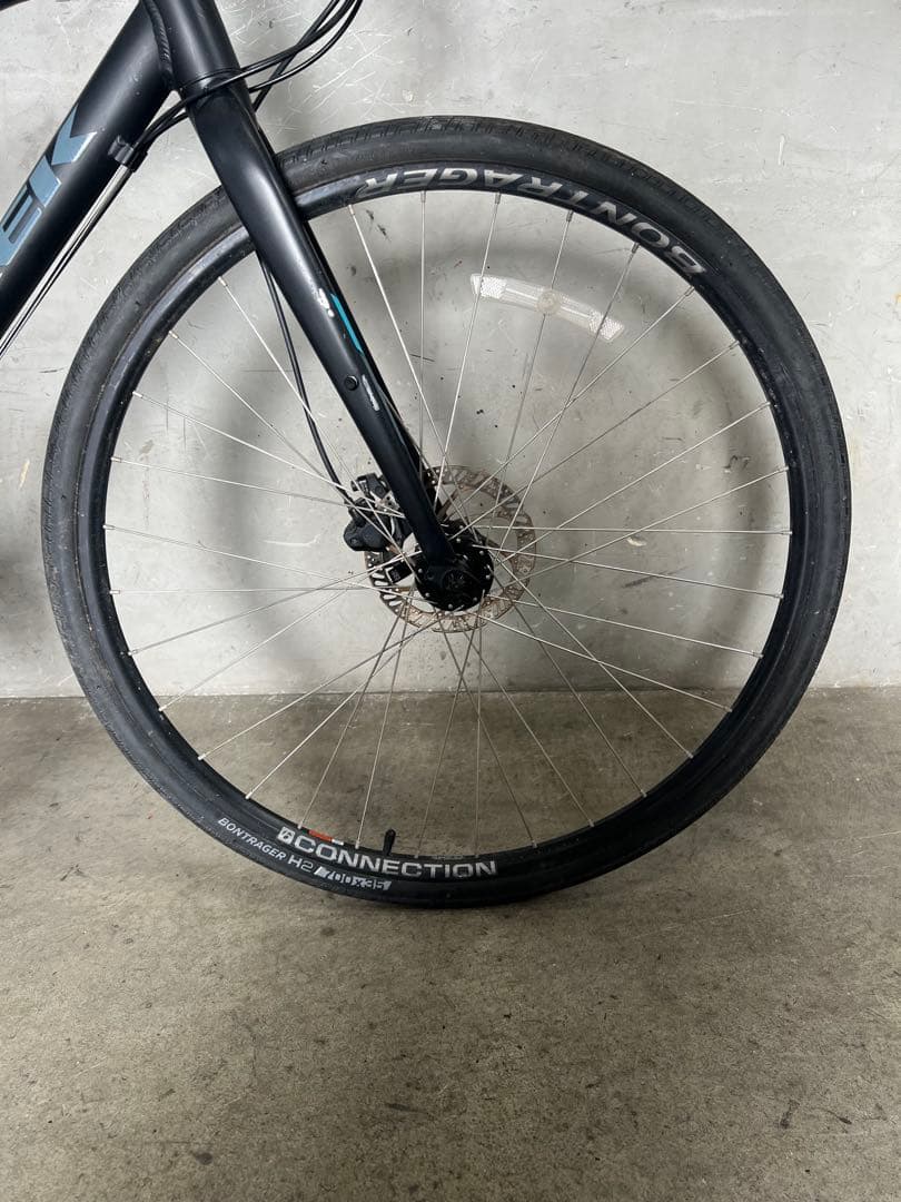 クロスバイク TREK FX2 disc トレック 700c