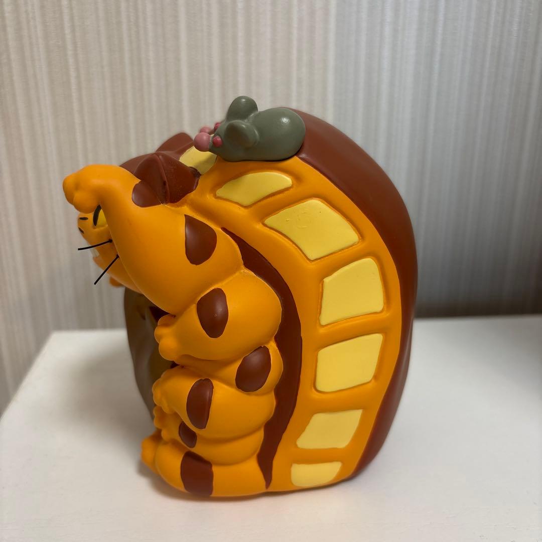 ネコバス　置物　希少品　めでたい飾り