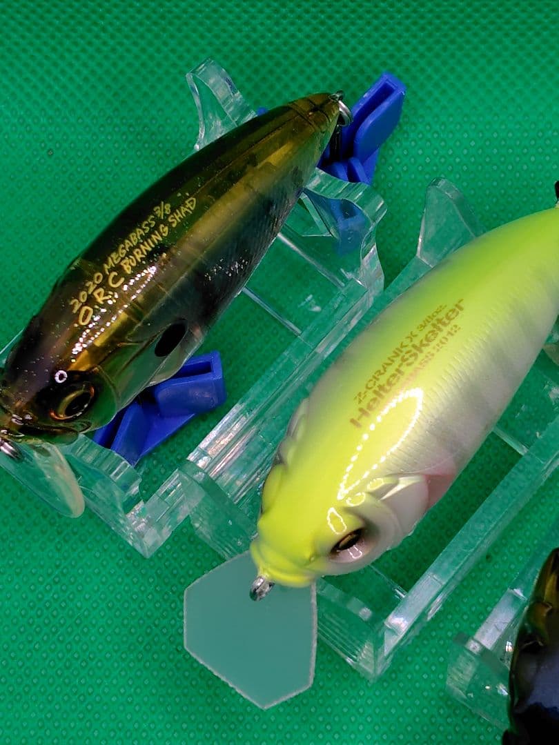 メガバス　クランクベイト　まとめ売り　１３点