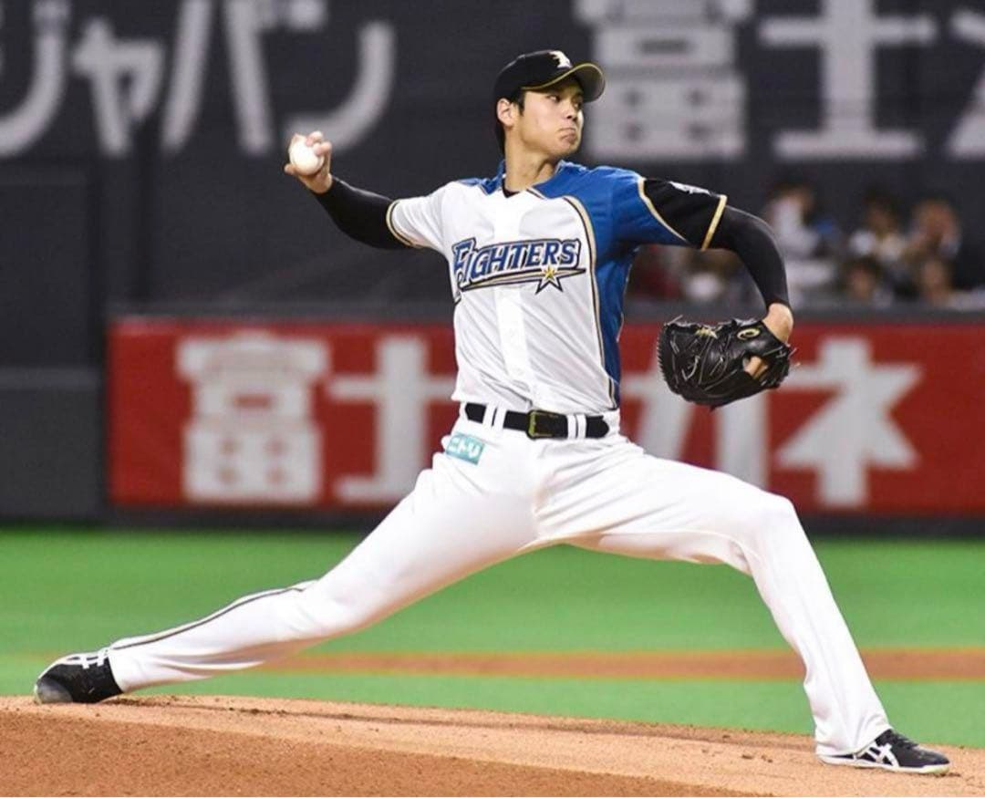 美品 ファイターズ 大谷翔平 ユニフォーム