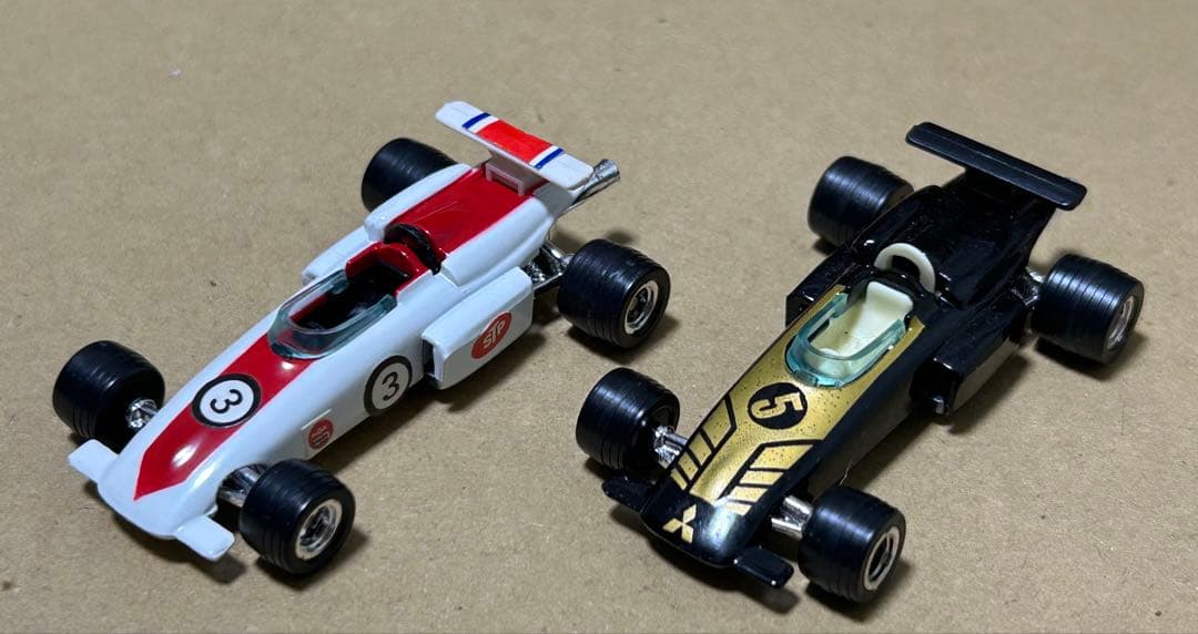 日本製 トミカ コルトF2000 ２台セット