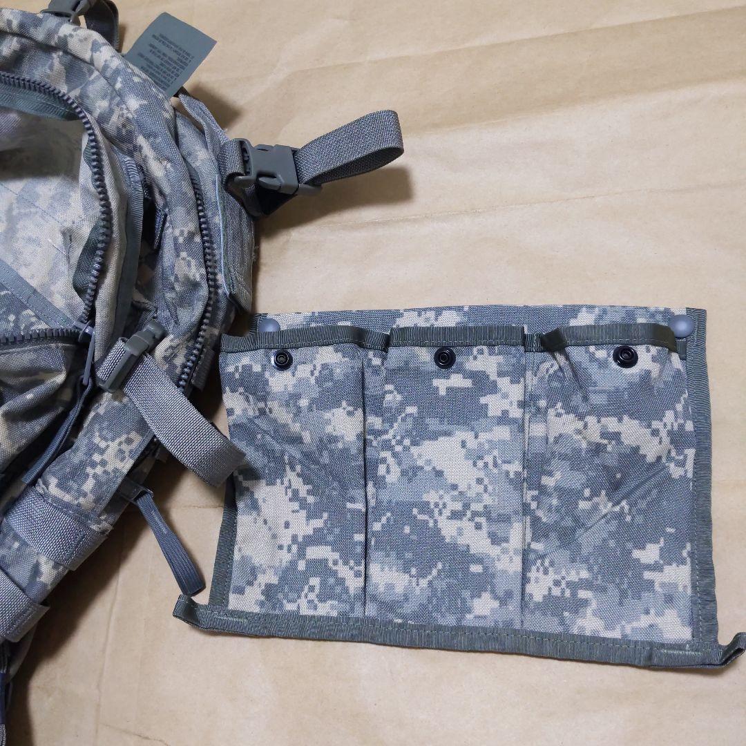 アメリカ陸軍MOLLE Ⅱ アサルトパック/バンダリアポーチ付 UCP 実物良品