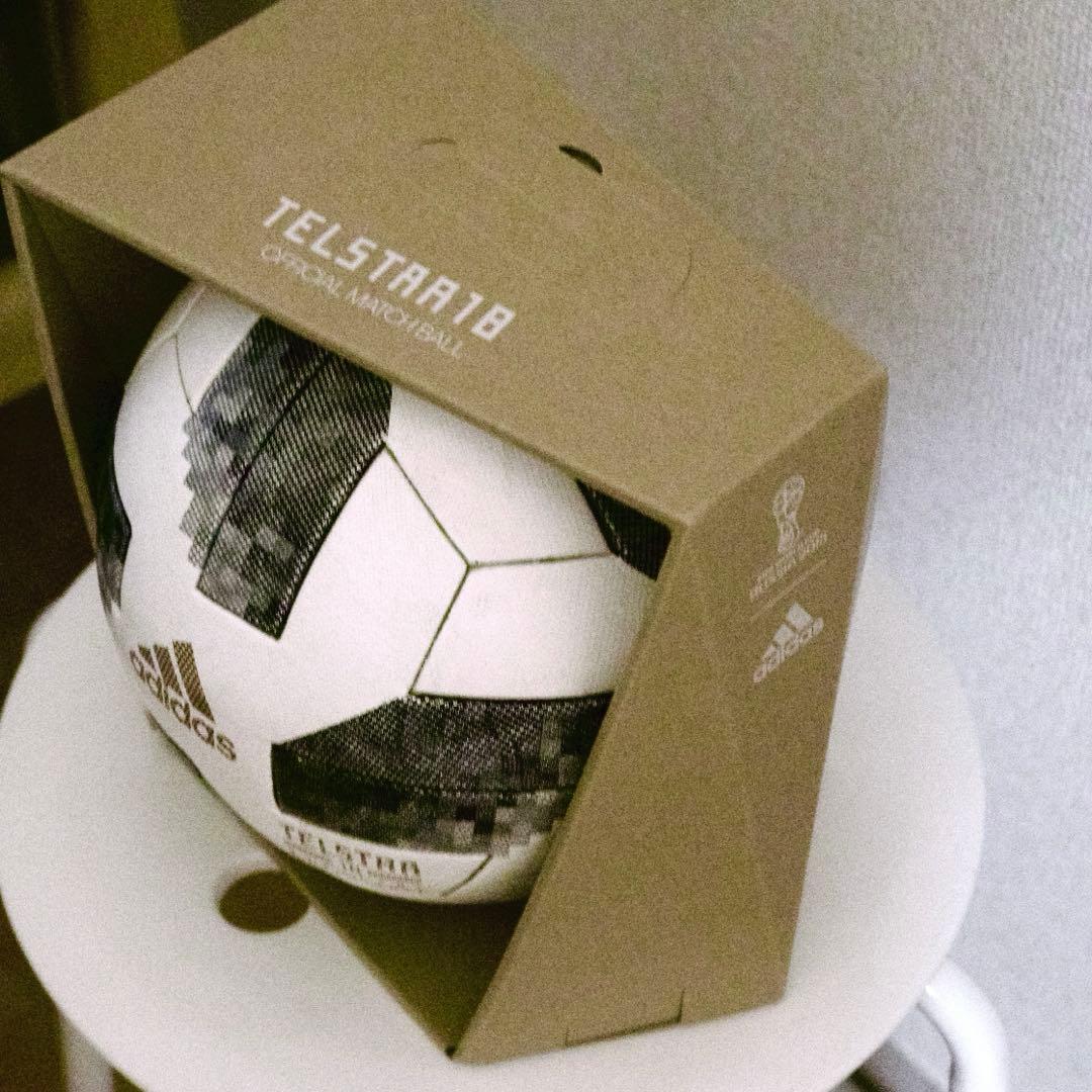 【美品・箱付き】adidas TELSTAR 2018 サッカーボール