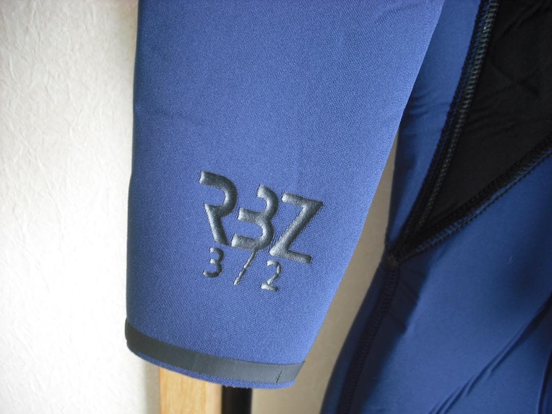 【未使用】Buell Wetsuits 3/2　フルスーツウエットスーツ　M相当