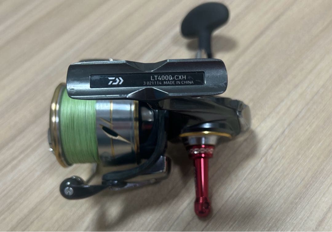 Daiwa 20ルビアスLT 4000-CXH SLPワークス替えスプール付き
