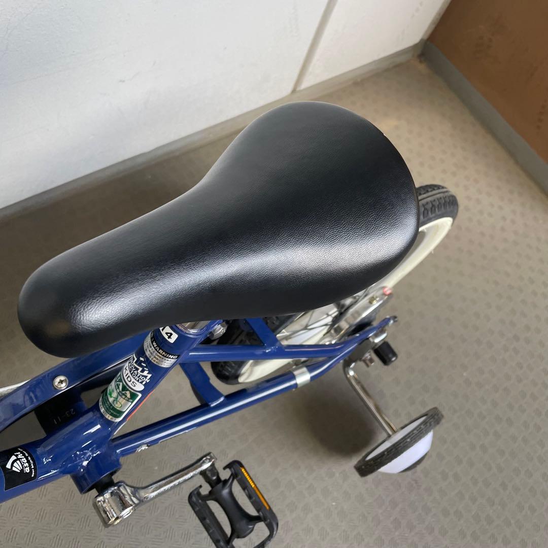 美品　キッズ自転車　14インチ　コマ付き