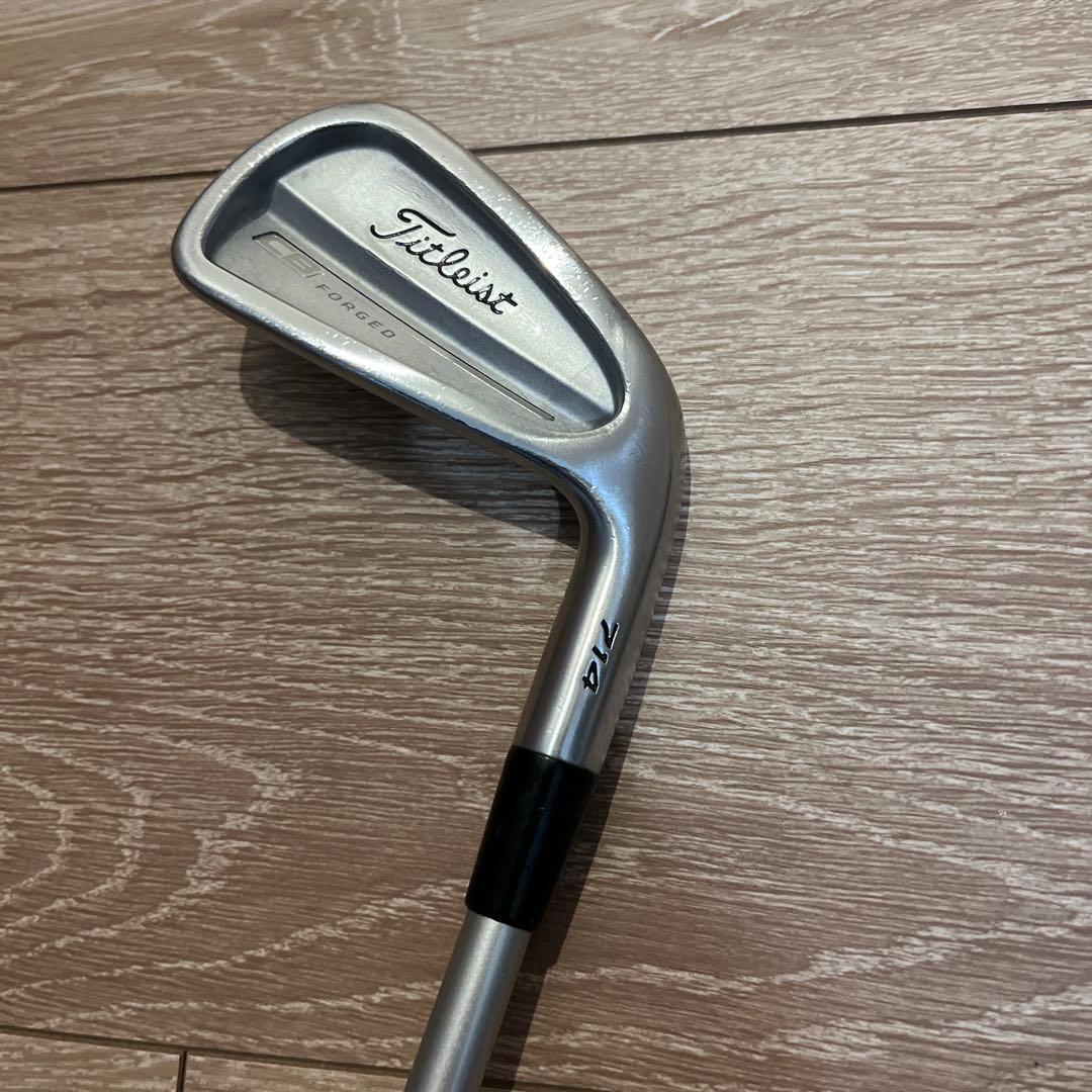 タイトリスト　714 CB 4番のみ
