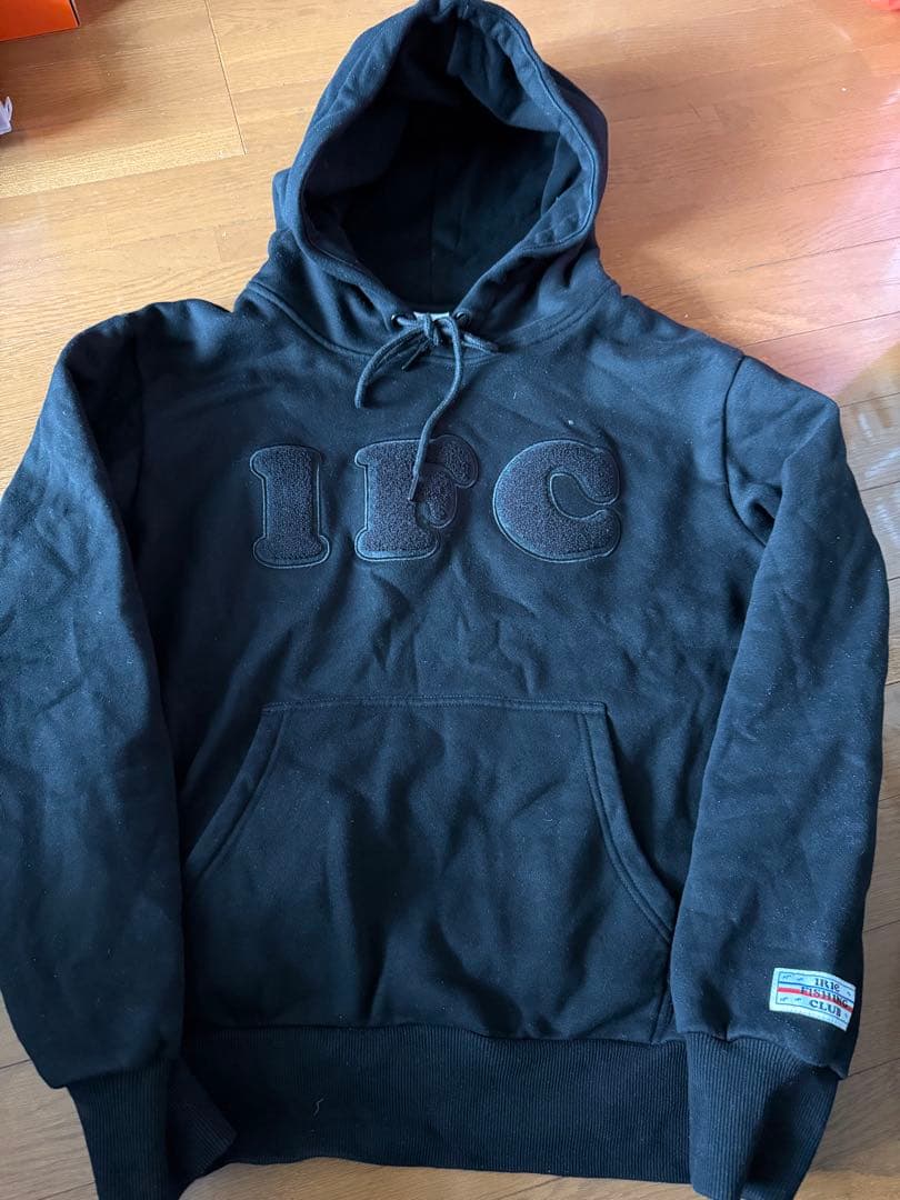 ウェア IRIE FISHING CLUBI.F.C WAPPEN HOODIE