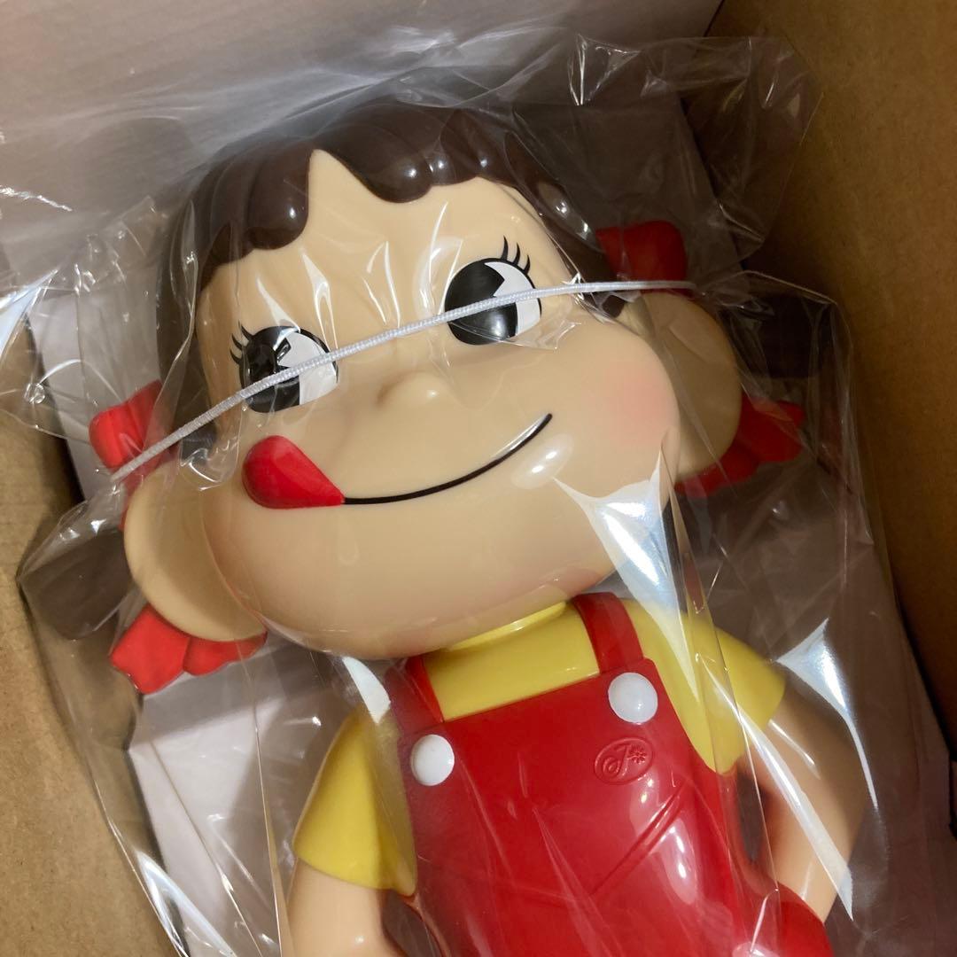 首ふりペコちゃん人形