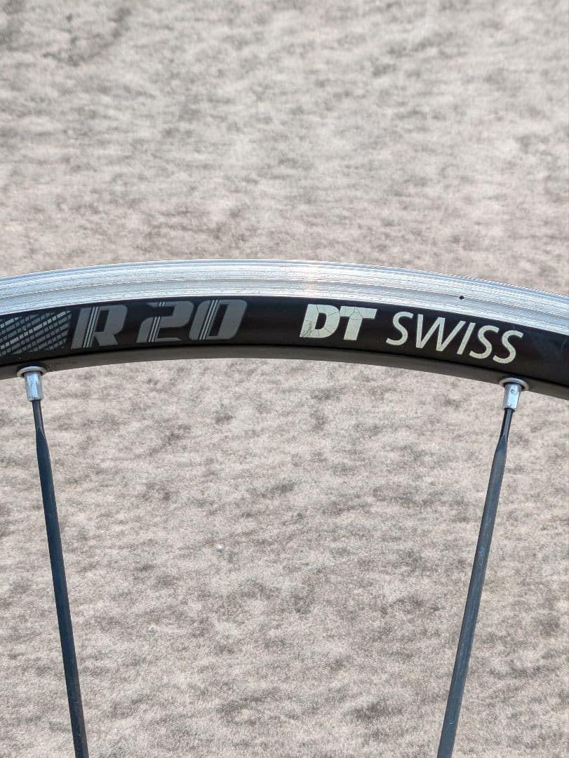 軽量1590g DT Swiss R20 アルミホイール前後セット