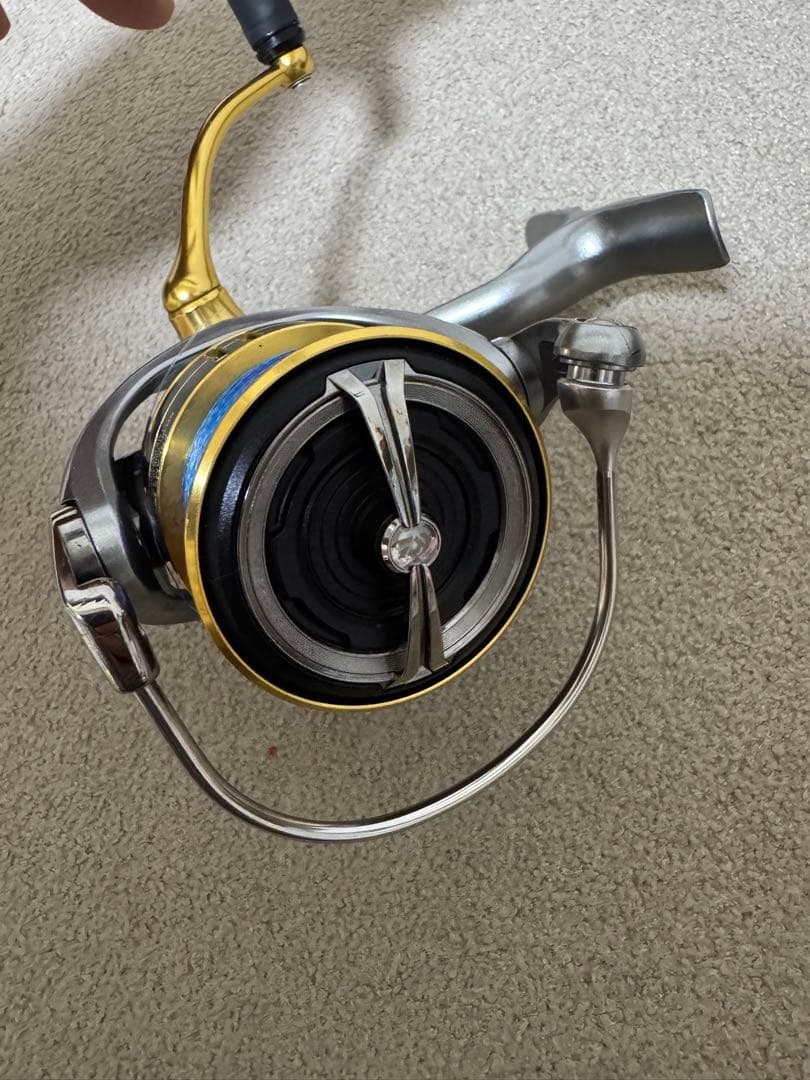 Daiwa FREAMS LT 4000D-C スピニングリール