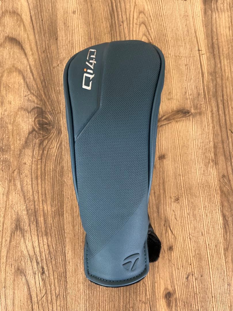 TaylorMade QI4D MAX LITE Rescue 4 23°