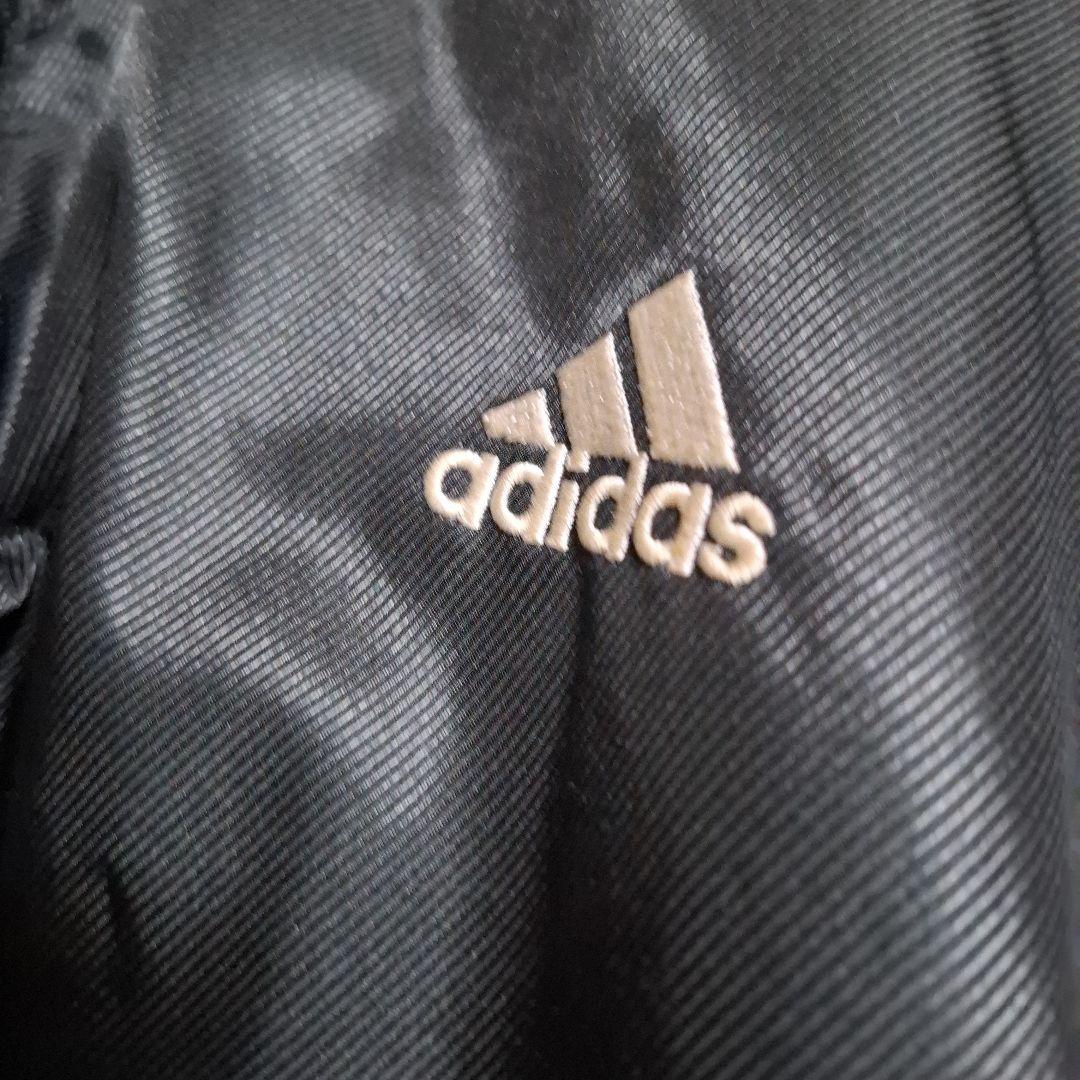 adidas ブラック ベンチコート フード付き