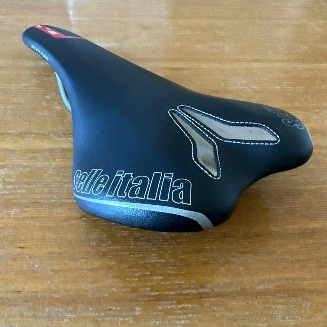 と*き様 Selle Italia SLR サドル ブラック/レッド