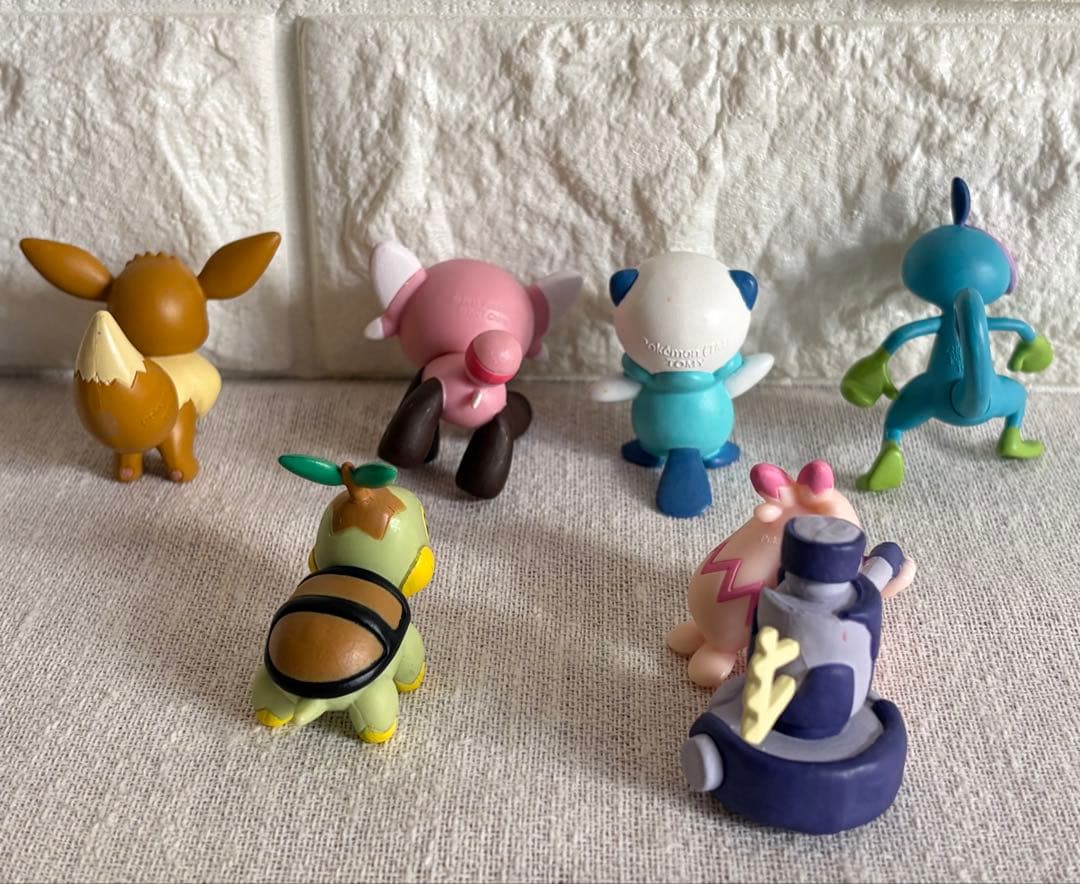 ポケモン　モンコレ　30体　まとめ売り　ピカチュウ　メルタン　メガサーナイト