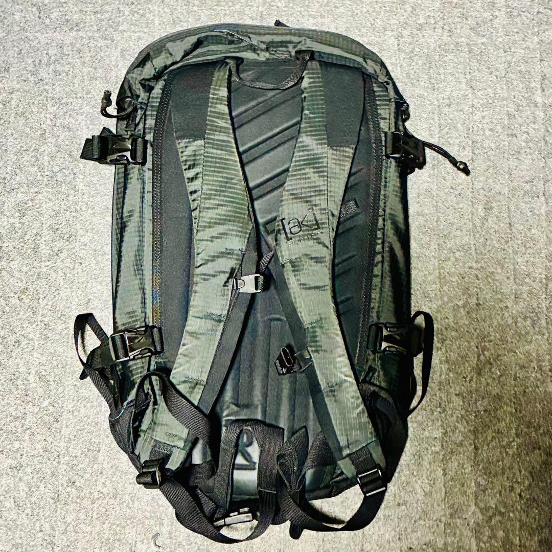 スノーボード BURTON [ak] 17L PACK TBLK BONDED RPSTP