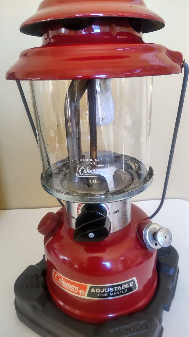 Colman Lantern クラシックオイルランタン 赤 286A703