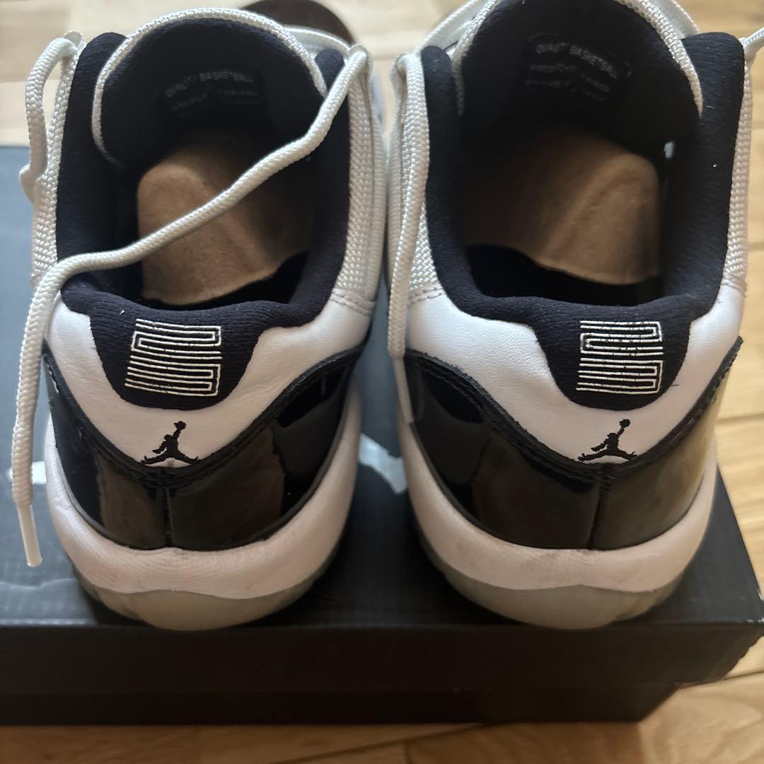 シューズ(女性用) AIR JORDAN 11 RETRO LOW BG