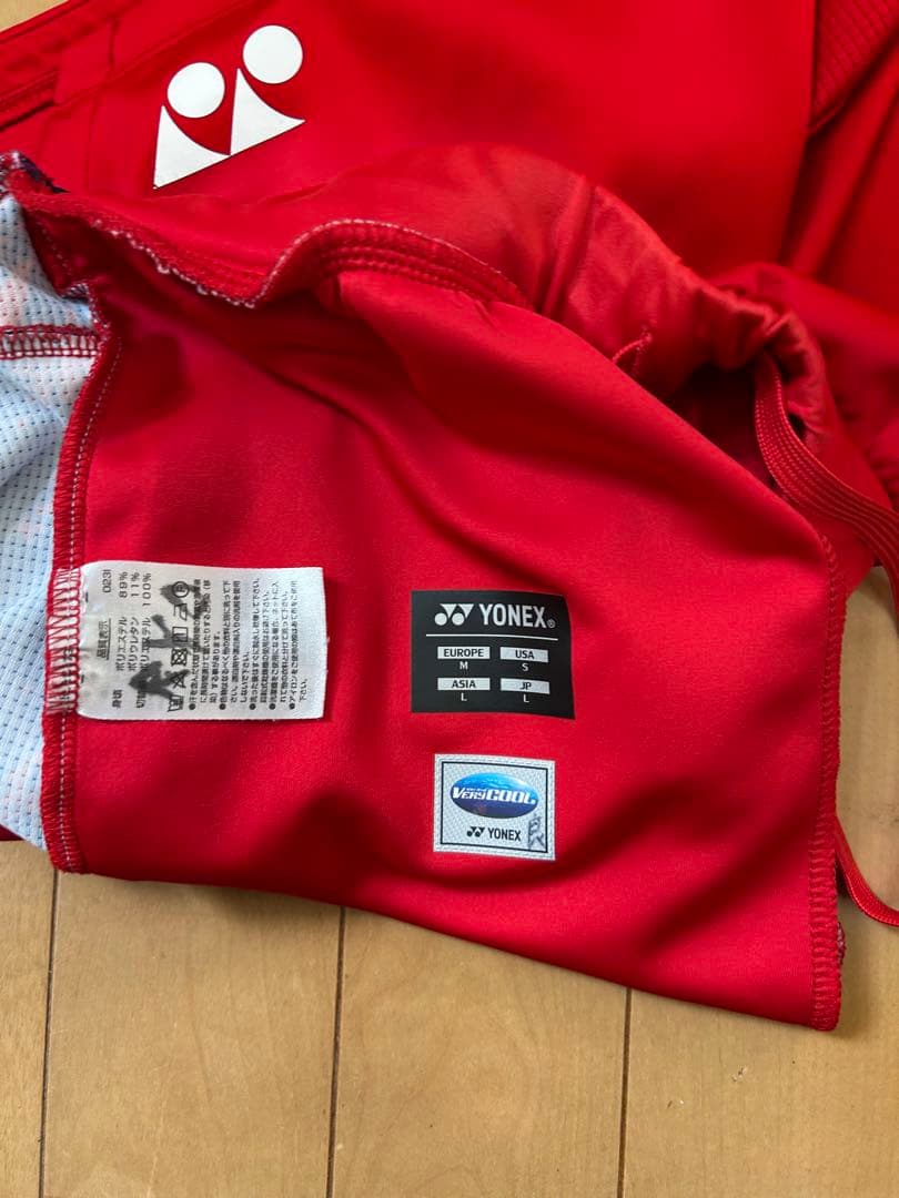 YONEX レッド バドミントンパンツ　ハーフパンツ