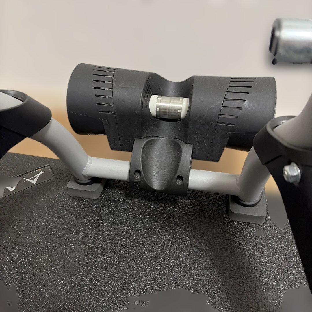 アクセサリー Tacx Bushido Smart Trainer