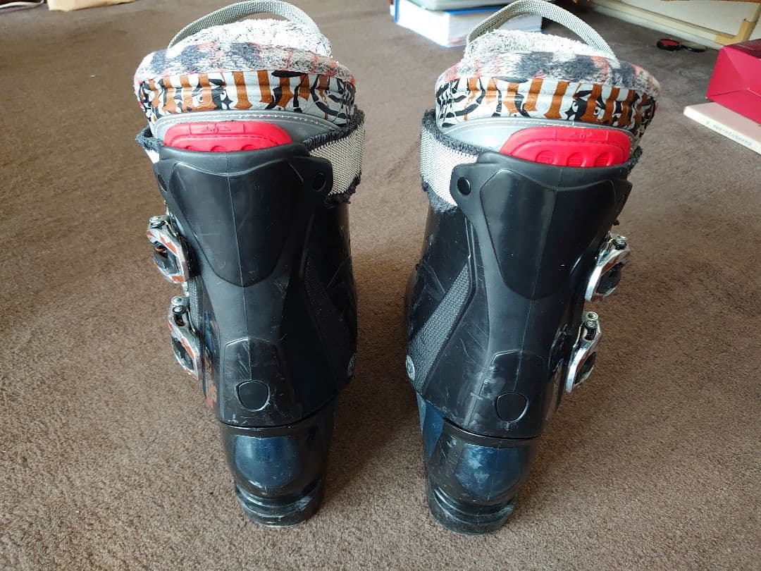 NORDICA　ノルディカ　スキーブーツ　27センチ　27.5センチ
