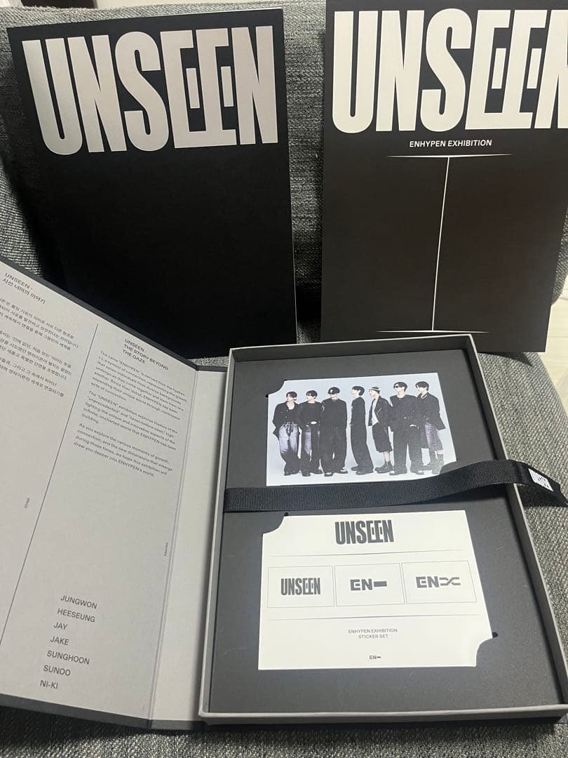ENHYPEN Exihibition UNSEEN カタログ 写真集