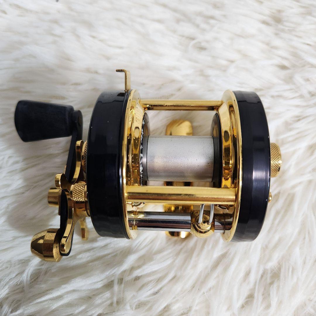 【美品】ABU Ambassadeur 5000C De Luxe 木箱 革袋付