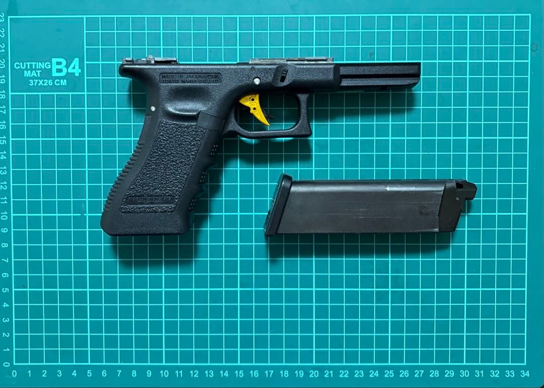 東京マルイGlock G18フレーム ユニット　ブラック