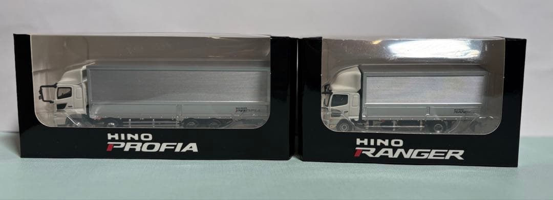 【非売品・新品】日野 プロフィア & レンジャー ミニカー 2台セット 1/80