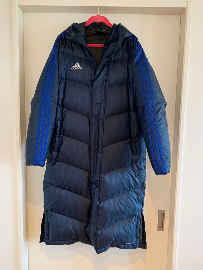 adidas ネイビー ダウンコート フード付き