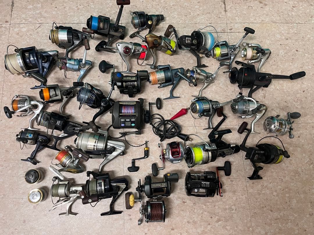 33個ジャンクリール　SHIMANO DAIWA などまとめ売り
