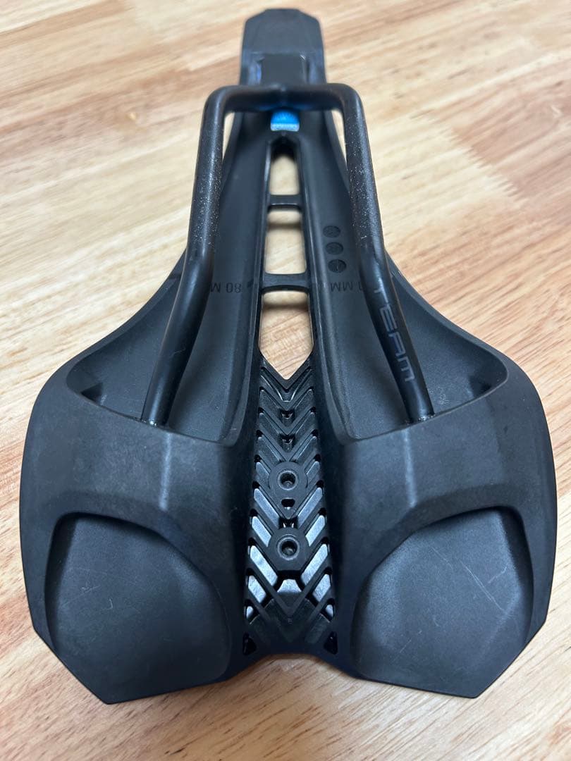 シマノプロ FALCON TEAM SADDLE カーボンレール 174g
