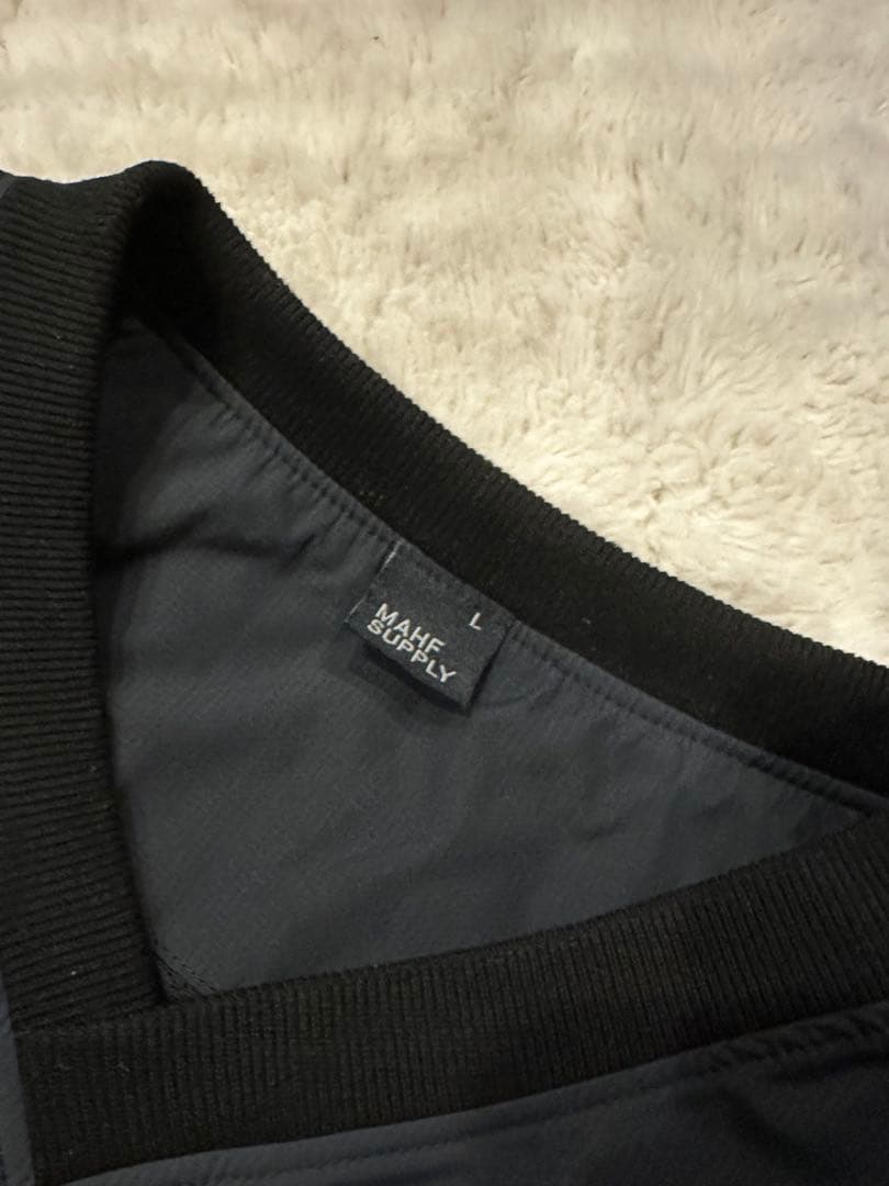 MAHF Vネックプルオーバー ジャケットLサイズ
