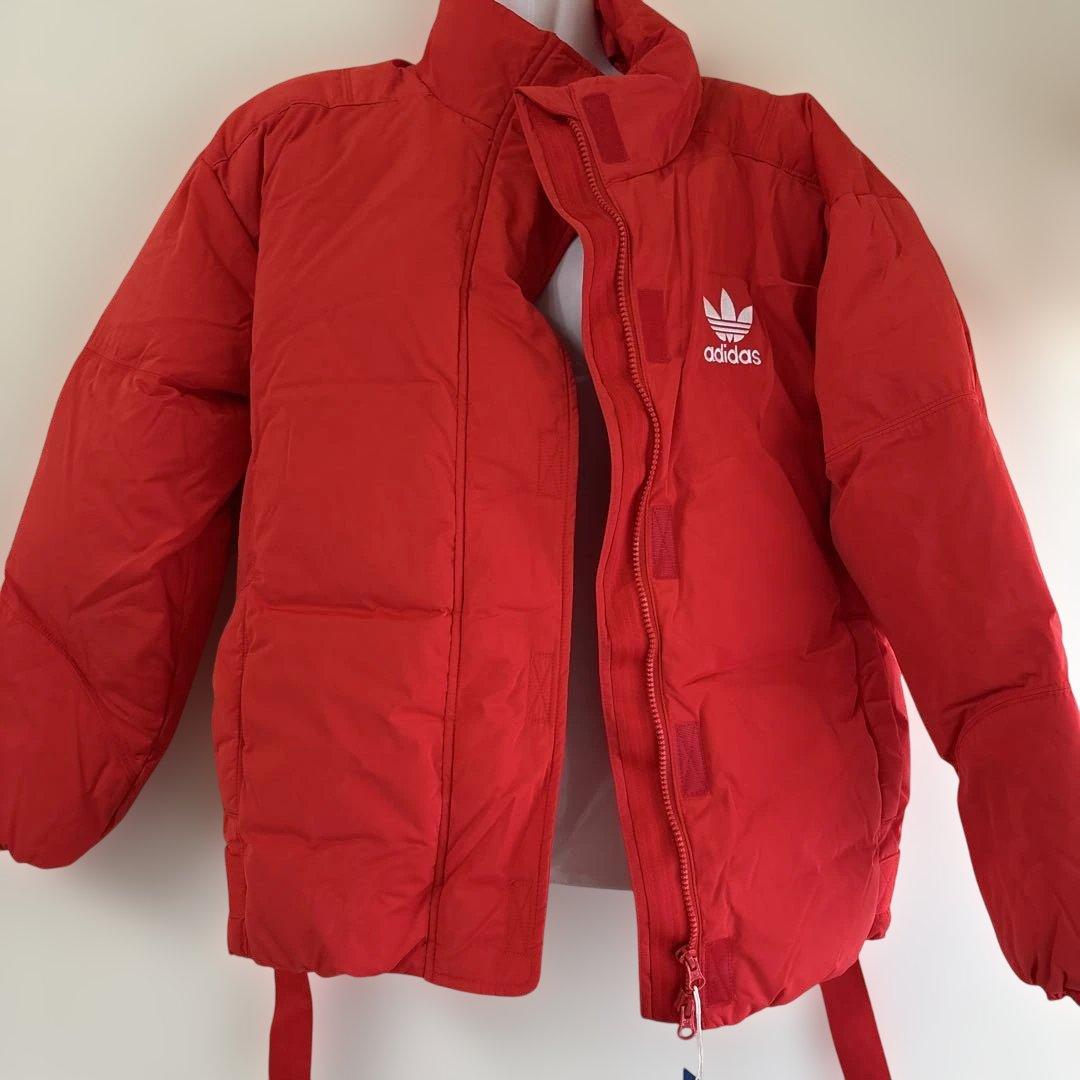 美品　スノボタグ付き新品 adidasジャンパー