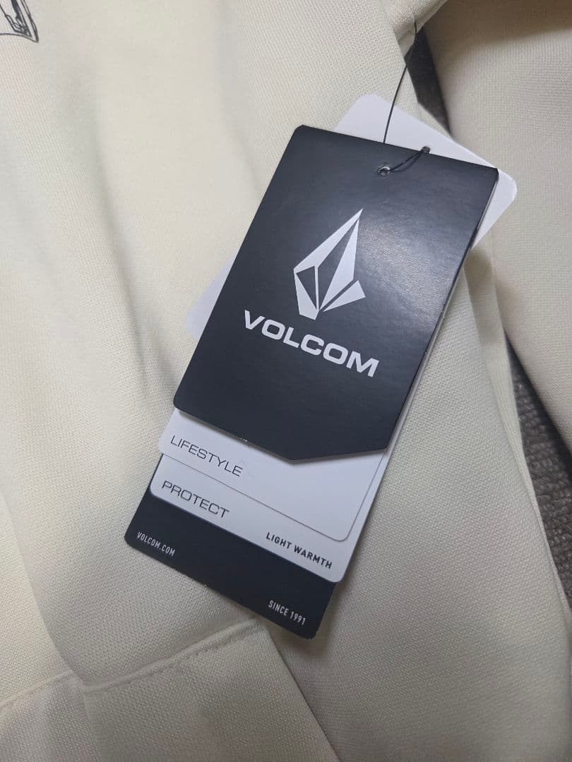 VOLCOM ウィメンズパーカー