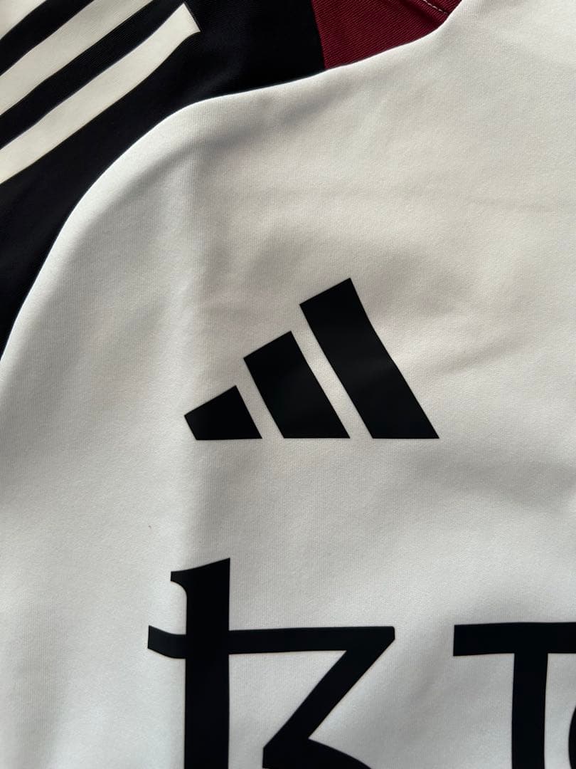 【新品・正規品】adidasマンチェスター・ユナイテッド トレーニングトップ Ｌ