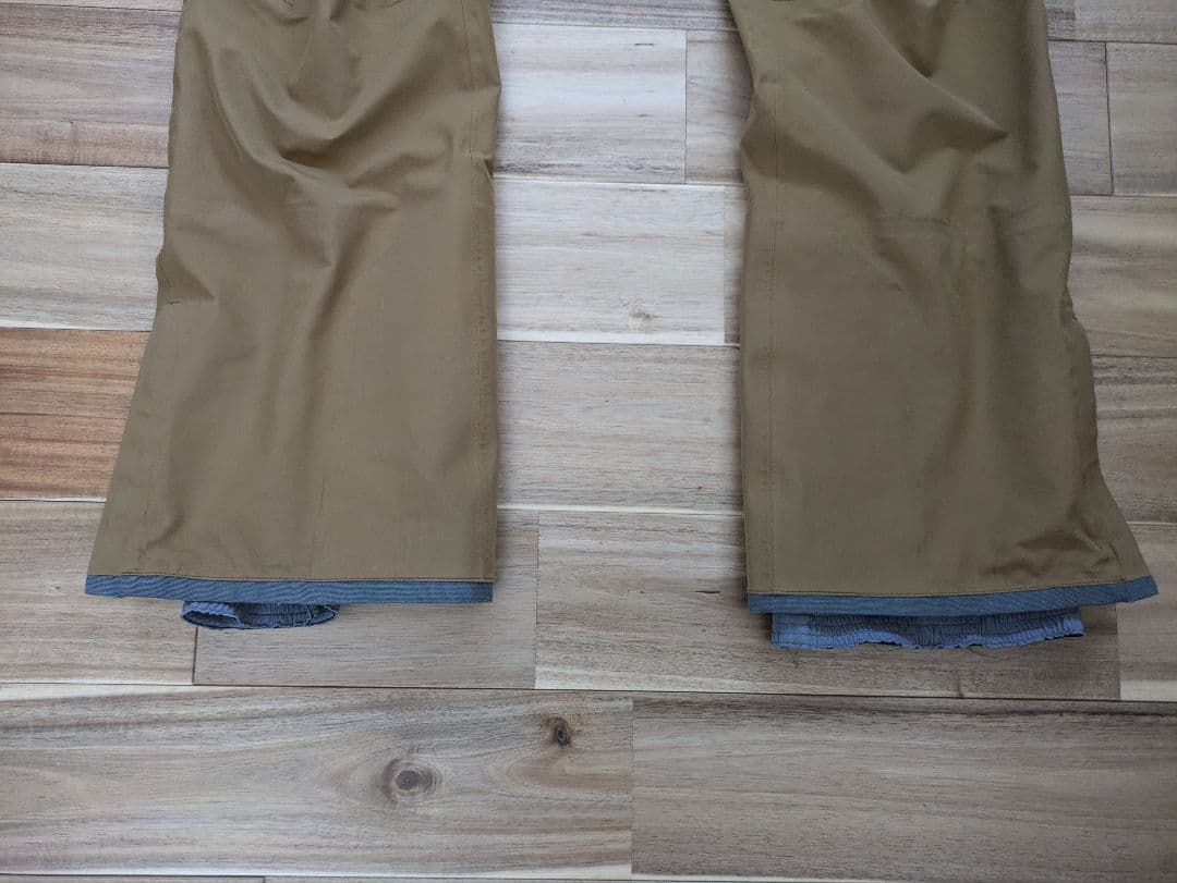 スノーウェア Strafe Nomad jacket & bib pants