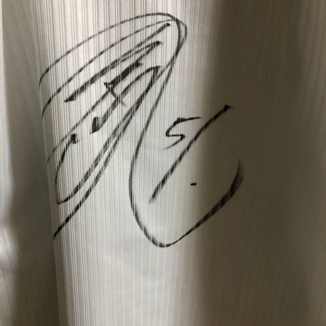 鈴木誠也直筆サインユニフォーム