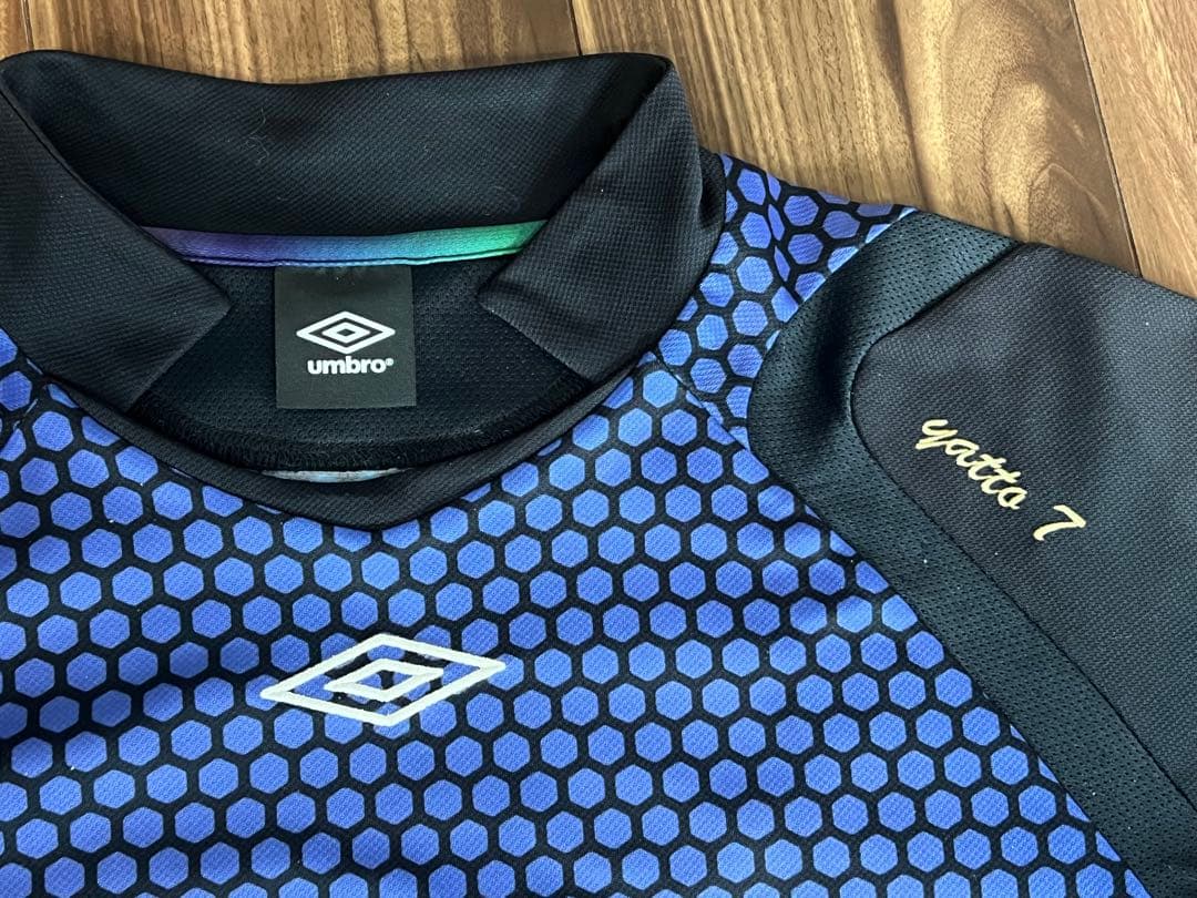 umbro×YATTO7 トレーニング上下 M 美品 遠藤保仁