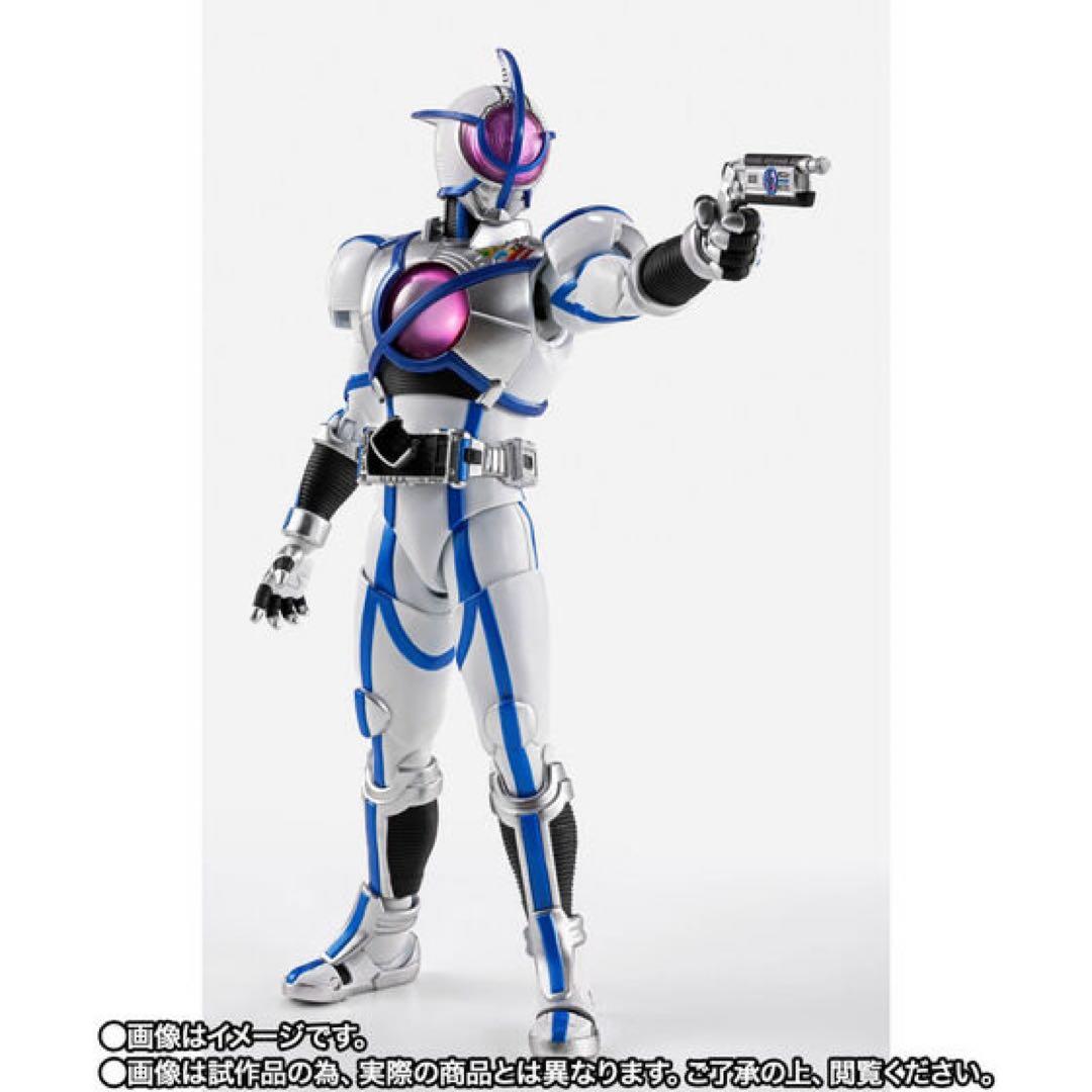S.H.Figuarts（真骨彫製法） 仮面ライダーサイガ　フィギュアーツ