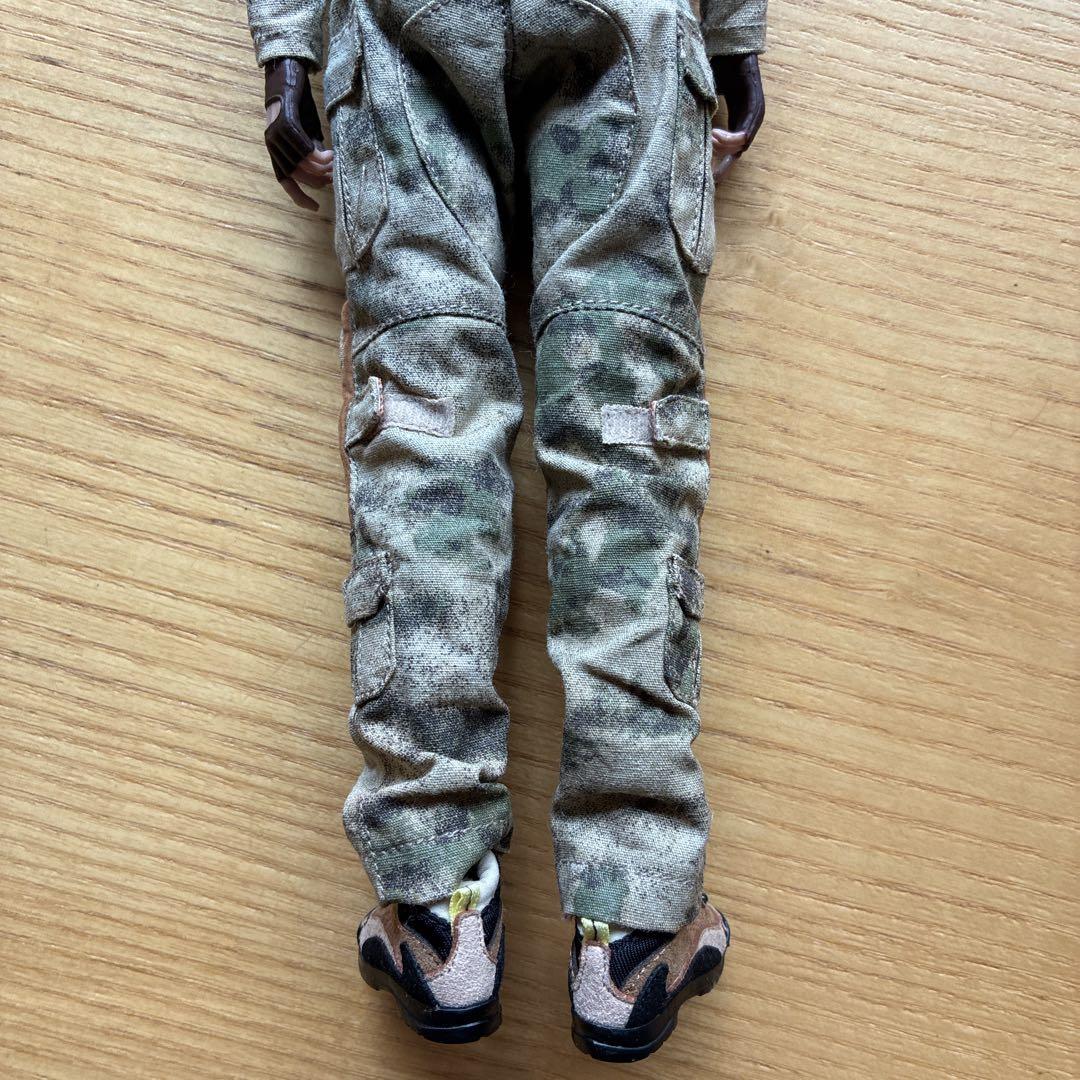 【美品】1/6 ベリークール 女性兵士 フィギュア（ハイブリッド素体）　迷彩
