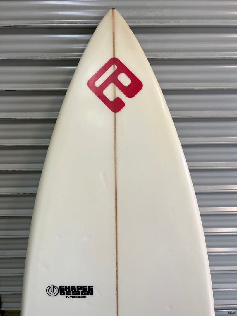 ショートボード 5'8\" フィン付き