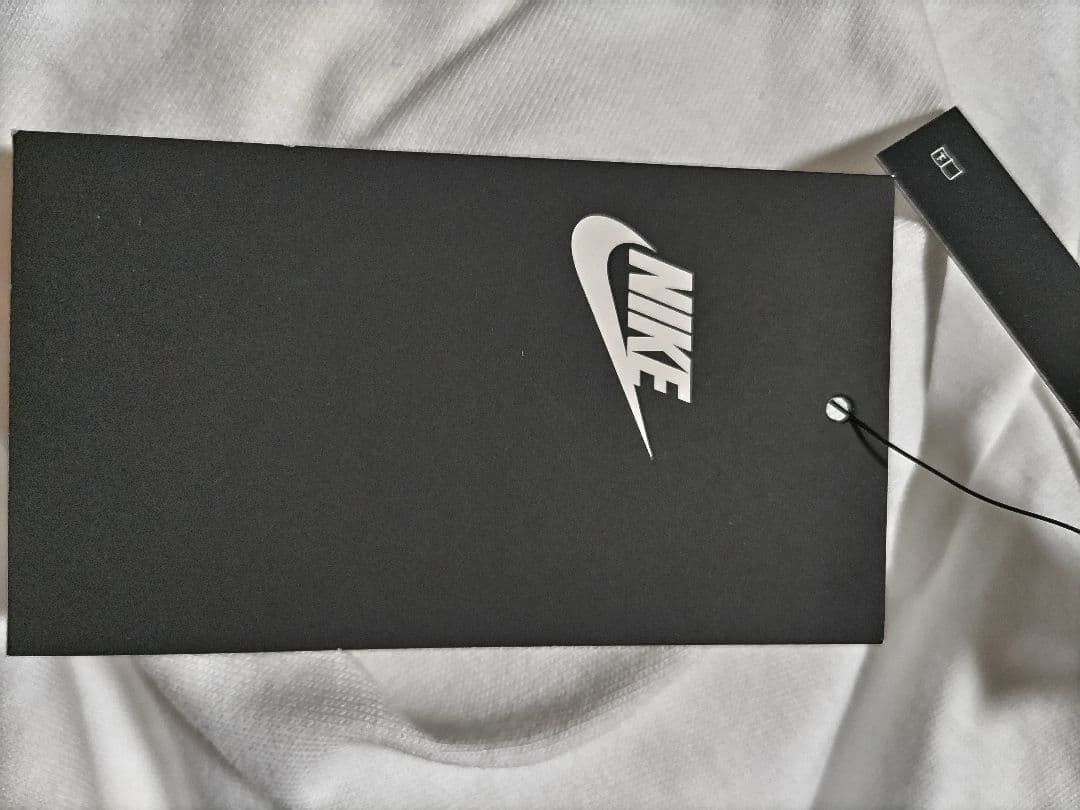 Nike タンクトップ （AR4992-101）