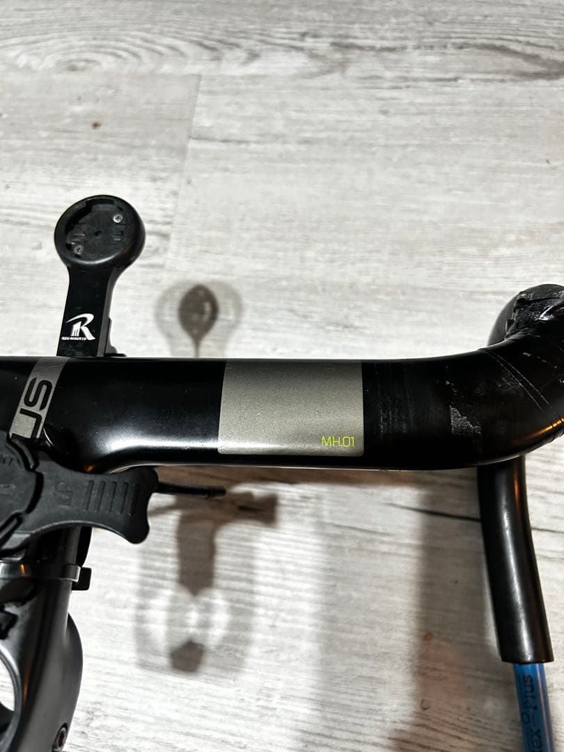ウルサス URSUS MAGNUS H01 カーボンハンドル レックマウント
