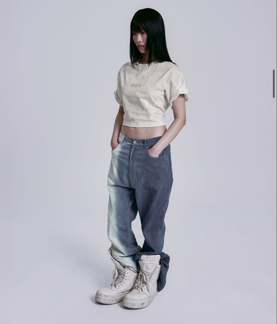 BTS ARRIVING GLOBAL限定　クロップドTシャツ　Mサイズ