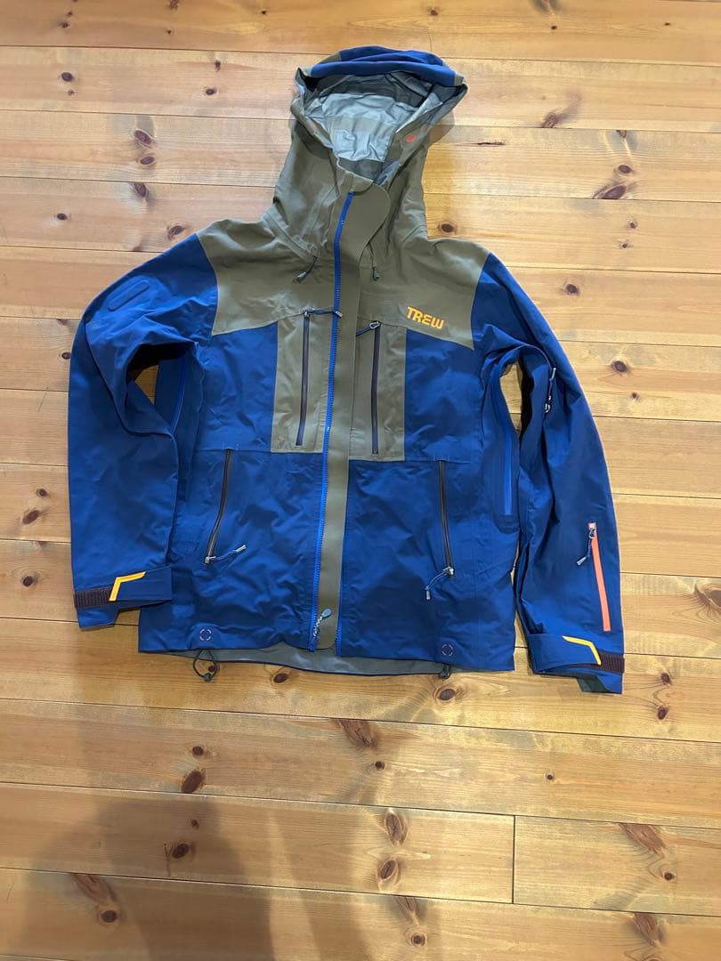 TREW GEAR スキーウェア　上下